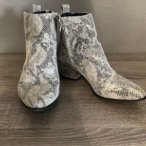 Gimmick Ankle Boots